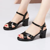 SOFÍA™ | ZAPATOS TACÓN MEDIO NEGRAS CON TIRAS