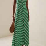 BEATRIZ™ | VESTIDO MIDI CUELLO HALTER VERDE
