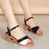 SOFÍA™ | ZAPATOS TACÓN MEDIO NEGRAS CON TIRAS